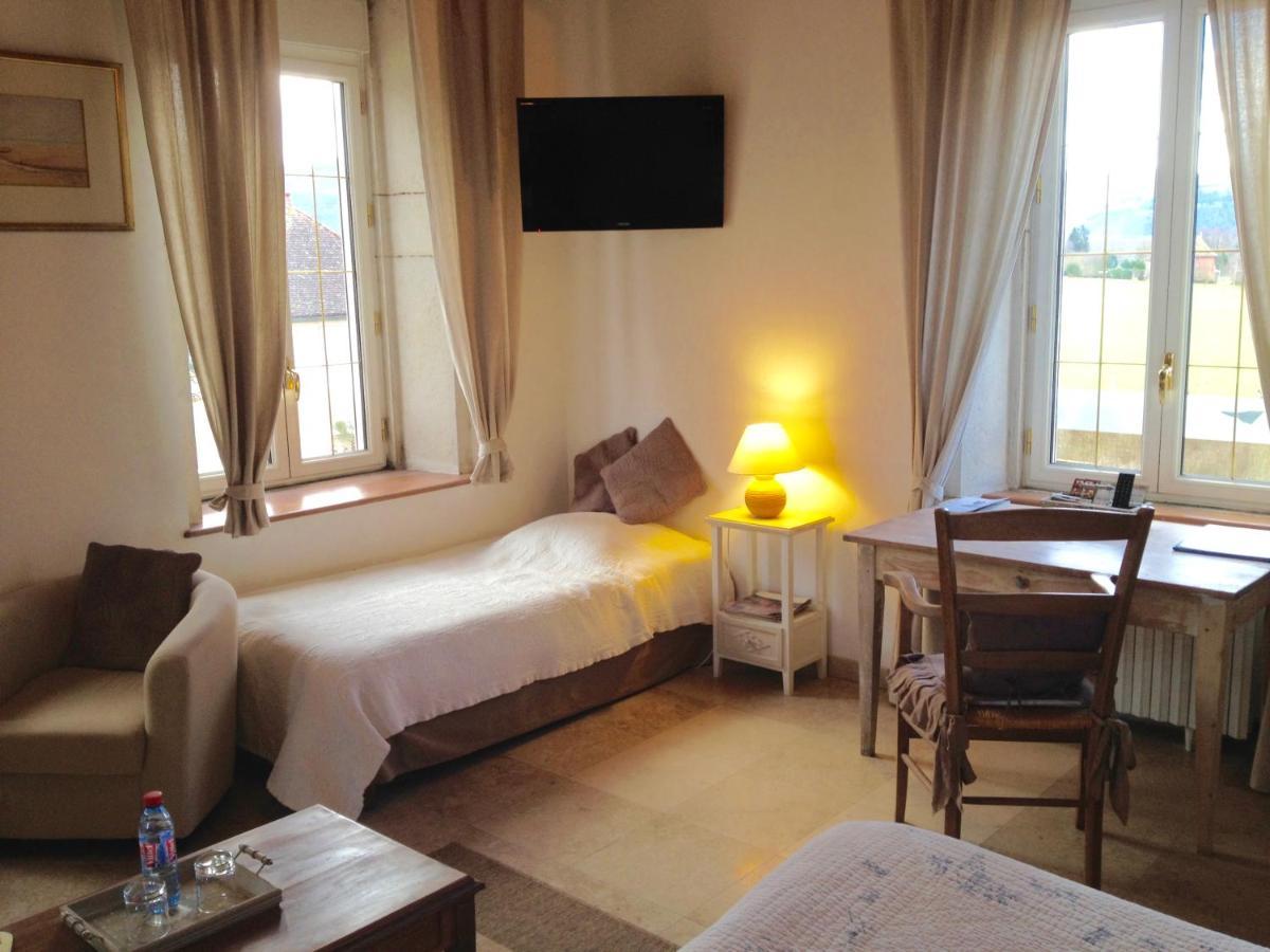 مبيت وإفطار Les Avenières Domaine Du Manoir المظهر الخارجي الصورة