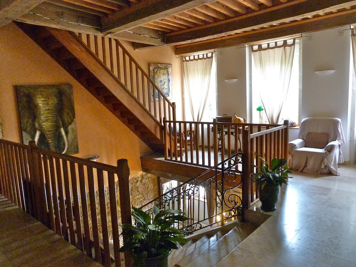 مبيت وإفطار Les Avenières Domaine Du Manoir المظهر الخارجي الصورة